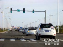 纷纷细心旁不雅着